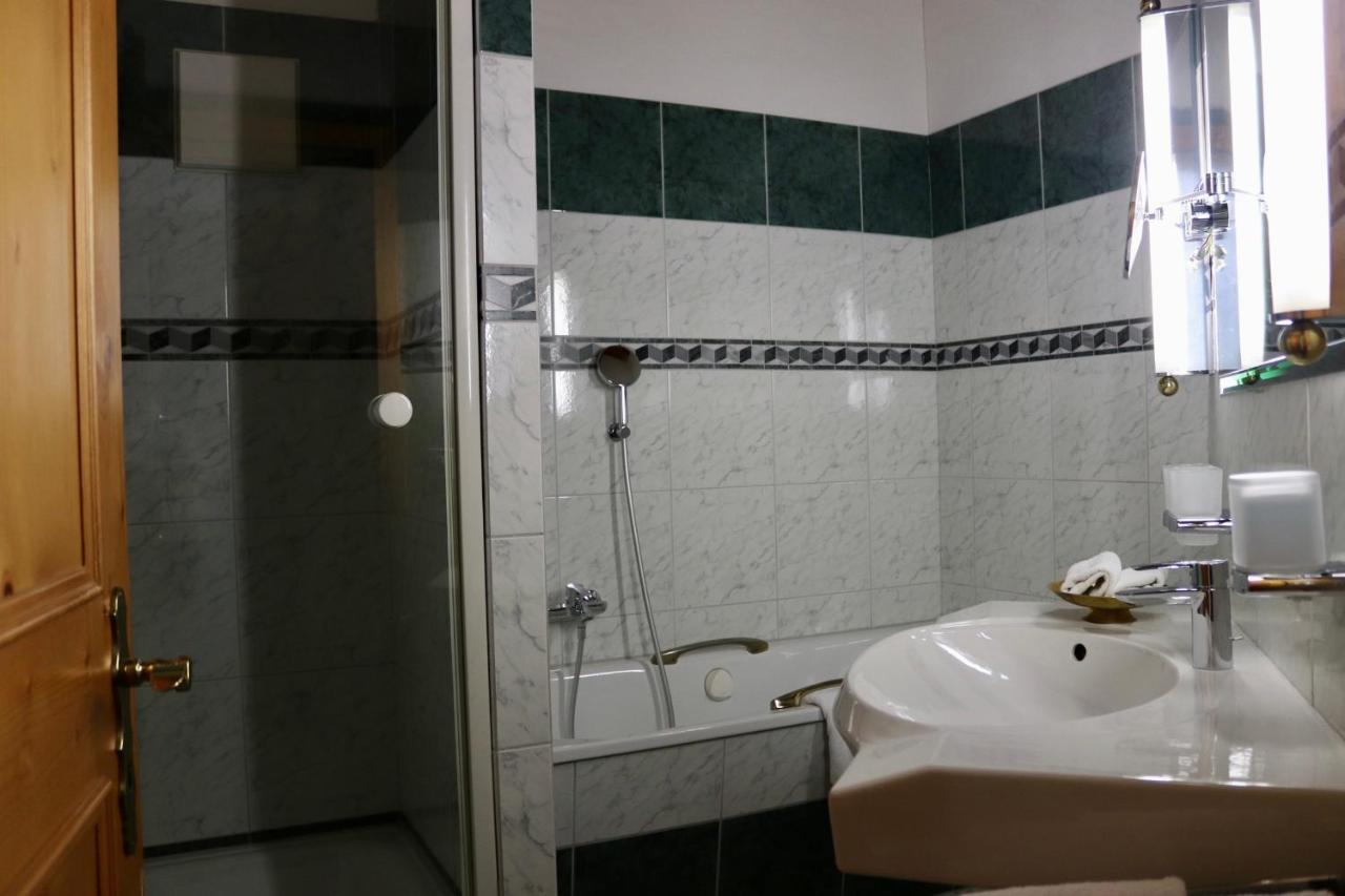 Hotel Spescha Lenzerheide Bagian luar foto
