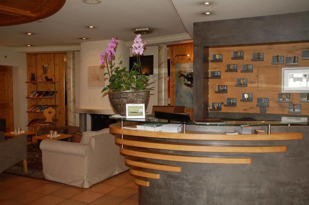 Hotel Spescha Lenzerheide Bagian luar foto