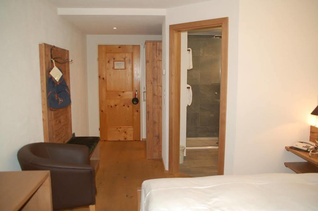 Hotel Spescha Lenzerheide Bagian luar foto